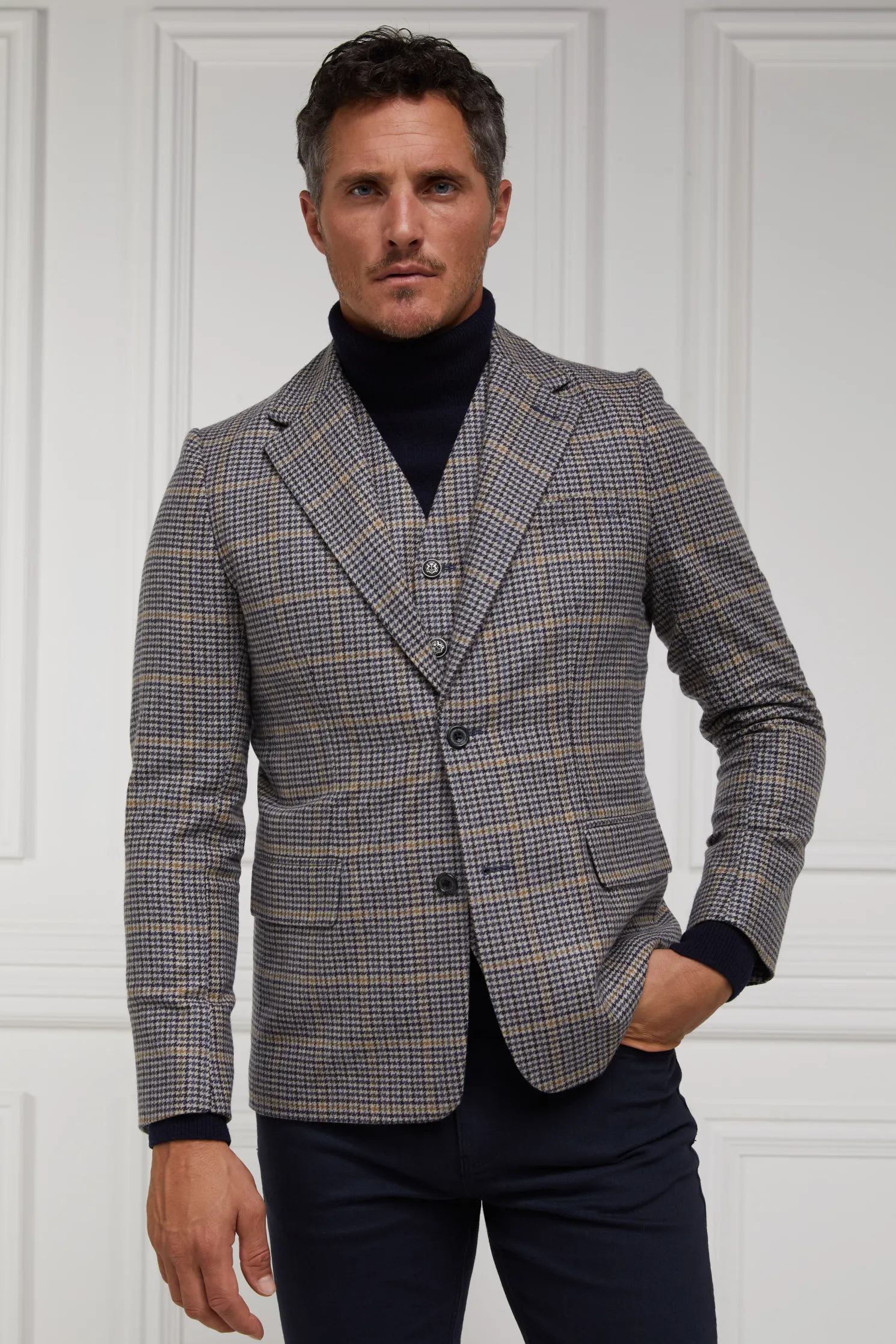 The Single Breasted Blazer (Prince of Wales Navy)