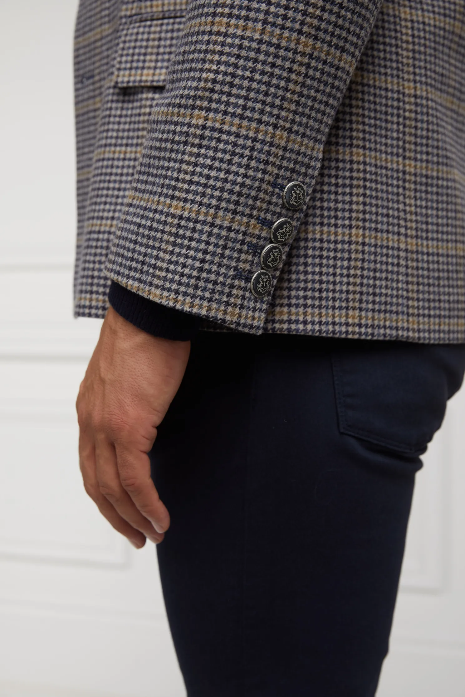 The Single Breasted Blazer (Prince of Wales Navy)