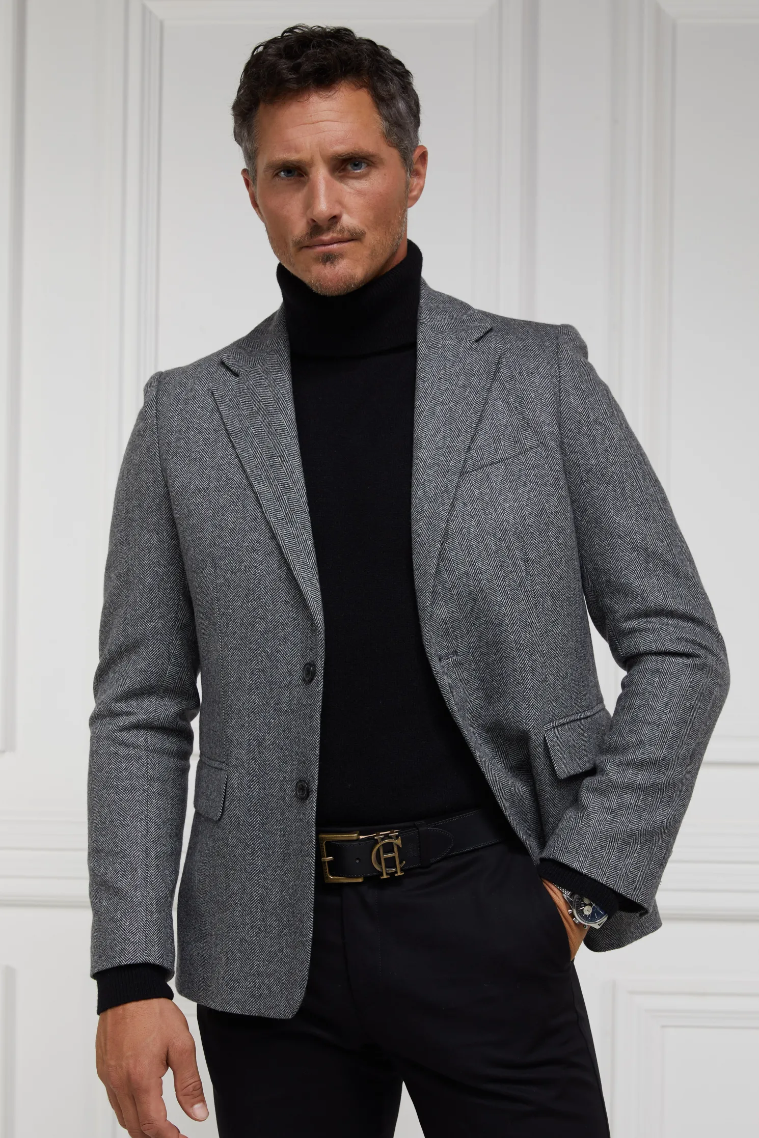 The Single Breasted Blazer (Mono Herringbone)