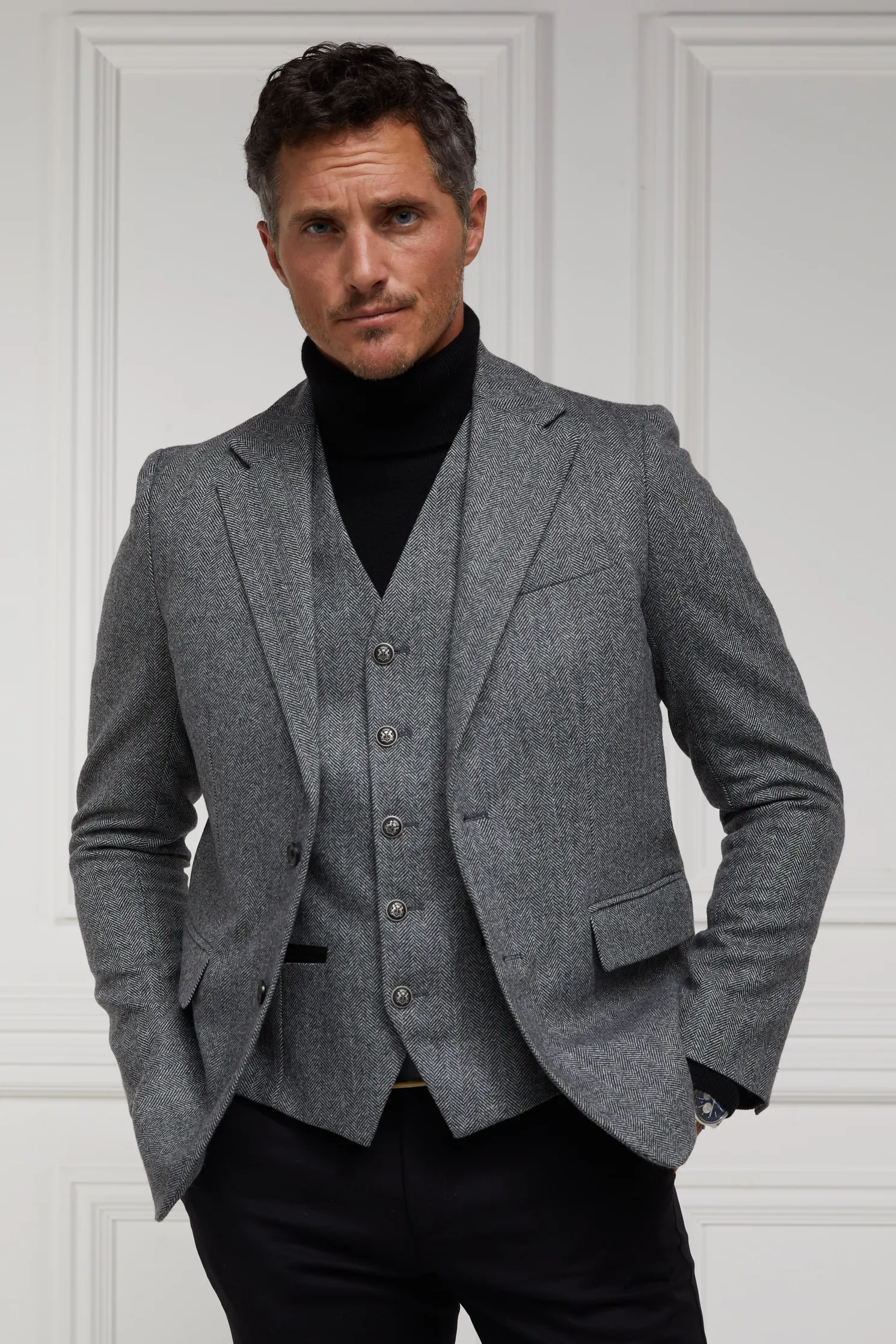 The Single Breasted Blazer (Mono Herringbone)
