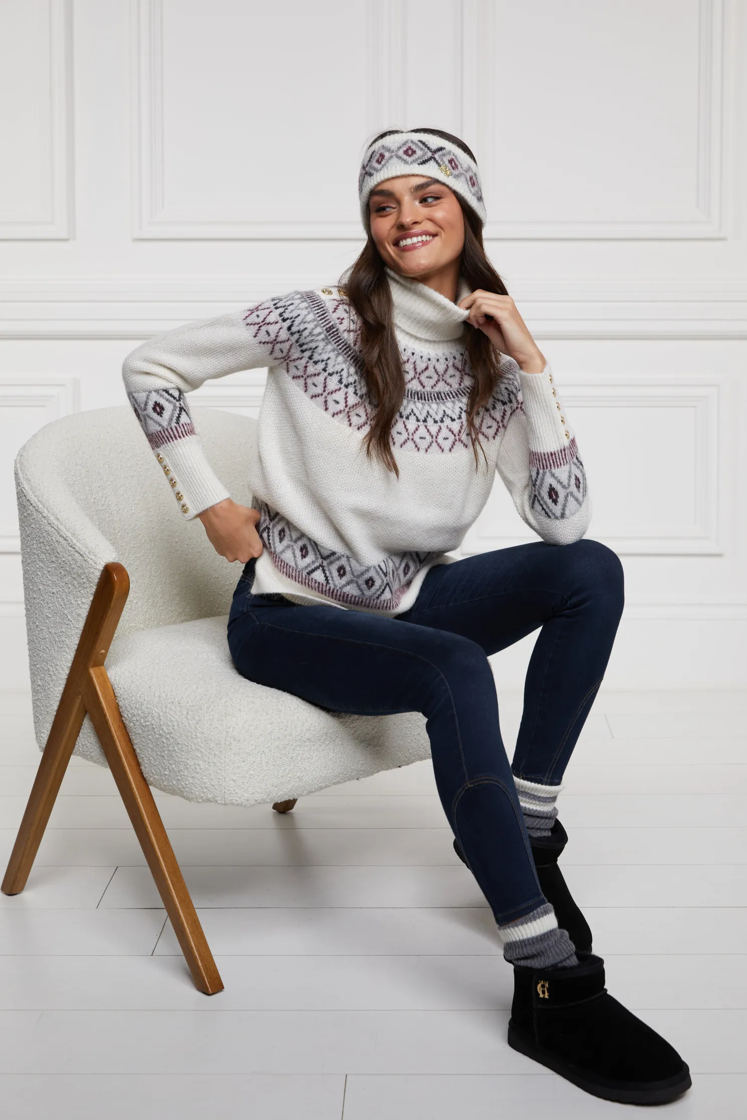 Ultra Mini Shearling Boot (Black)